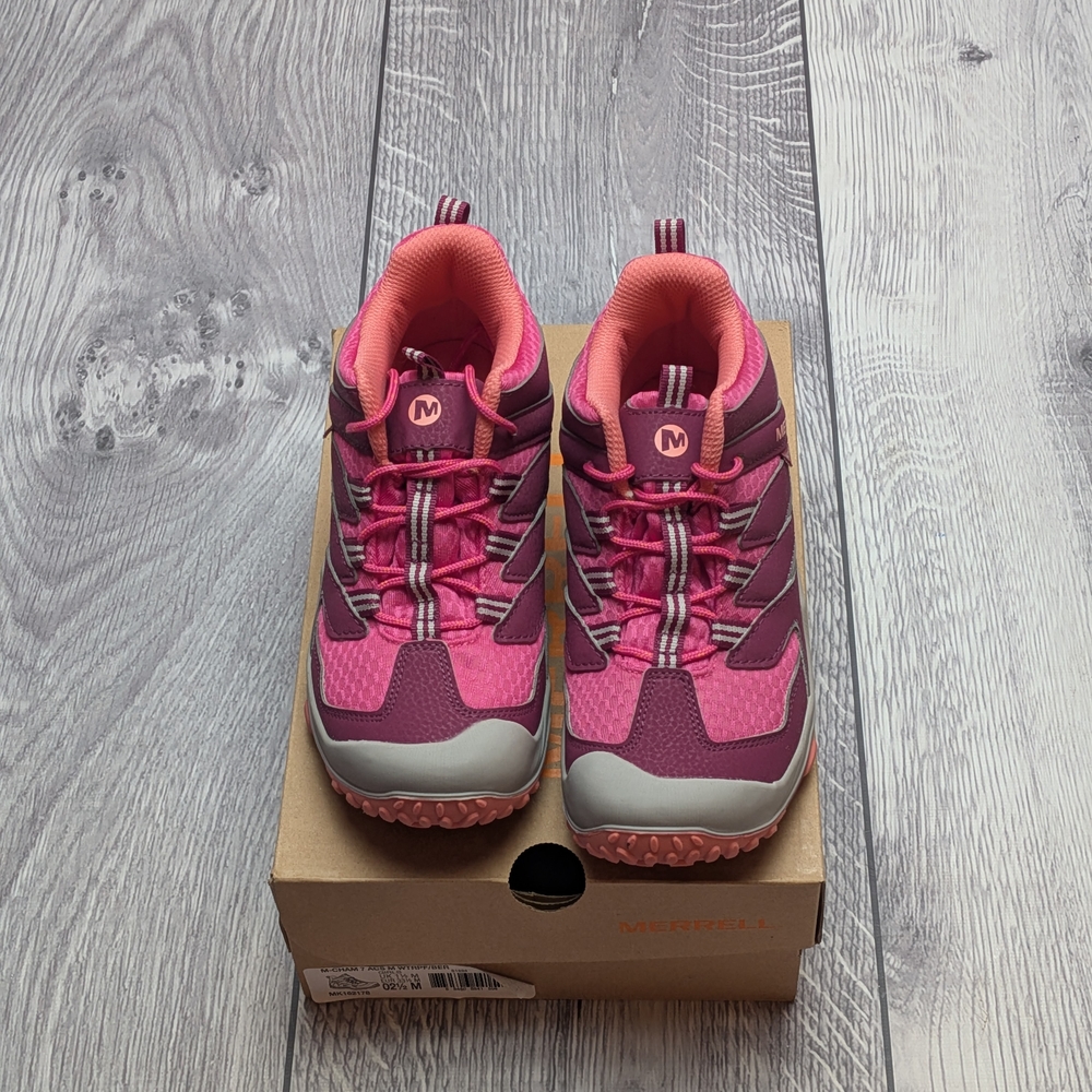 Merrell Girl's Chameleon 7 Access Mid Waterproof Hiking Boot Size 2.5 M